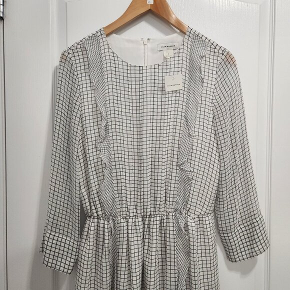 Club Monaco Caluh Dress - Picture 4 of 9